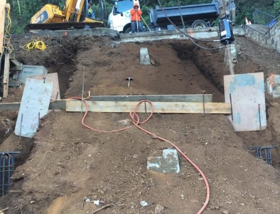 Howie Excavating &Gradinh