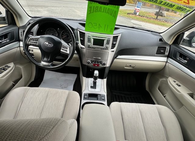 
								2014 Subaru Outback full									